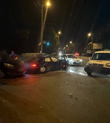 У Рівному була потрійна ДТП