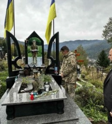У Рахові вшанували полеглих захисників (ФОТО)