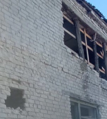 У Золотій Балці на Херсонщині через ворожий обстріл пошкоджені дитсадок та будинки