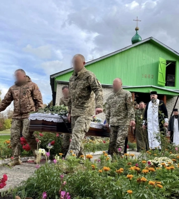 Загинули в один день: на Волинь «на щиті» востаннє повернулися одразу два Герої Іван Вознюк та Андрій Вовк