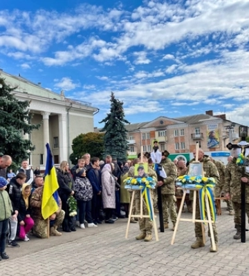Загинули в один день: волиняни провели в останню дорогу Івана Вознюка та Андрія Вовка 