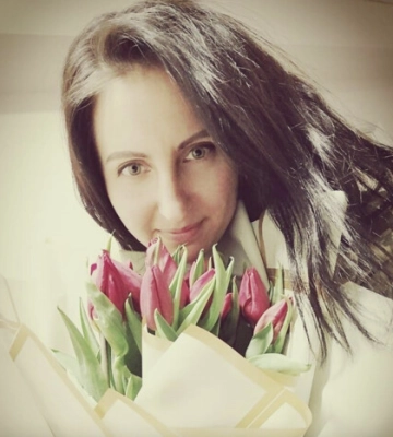 Загинула від ворожого обстрілу на Херсонщині у перший день великої війни. Згадаймо Ольгу Свіргун