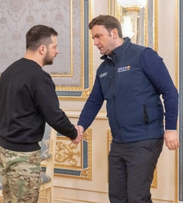 До Києва прибув глава ОБСЄ Османі
