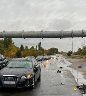 У Києві водій на смерть збив керманича електросамокату