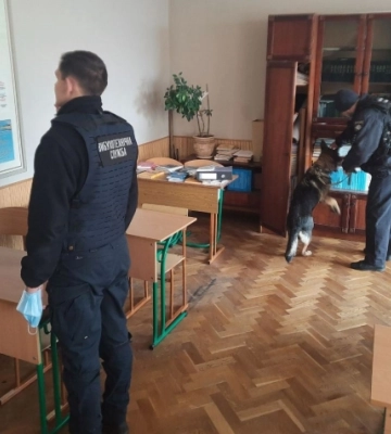 «Електронні терористи» замінували всі університети і дитсадки Рівного