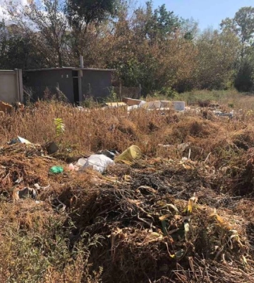 Неподалік Одеси виявили стихійне сміттєзвалище побутових відходів