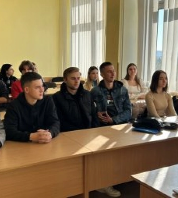 Закарпатські податківці розповіли студентам-економістам про податкові сервіси та податкове законодавство