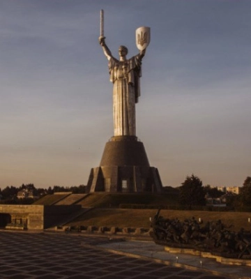 Тризуб на щите "Родины-матери" можно будет воочию увидеть с 19 октября - музей
