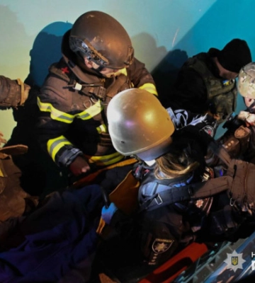 Удар по Запорожью: ГСЧС опубликовала видео последствий вражеской атаки
