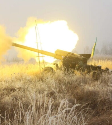 Ворог випустив понад 20 снарядів по Нікопольському району: що відомо на ранок 18 жовтня