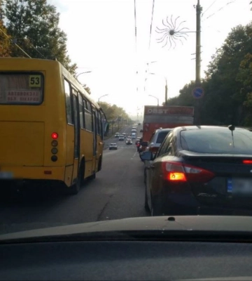 Як у Рівному покарали водія маршрутки, що порушив ПДР