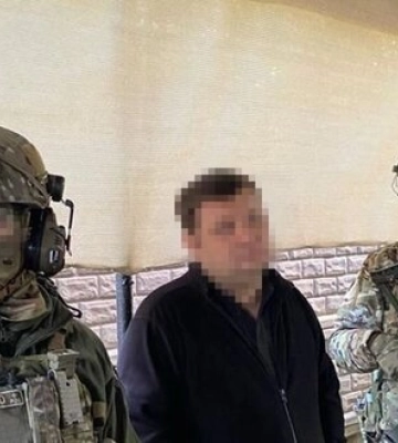 На Дніпропетровщині затримали зрадника, який передавав кремлівському &quot;воєнкору&quot; Татарському інформацію про позиції ЗСУ, - СБУ.&amp;hellip;