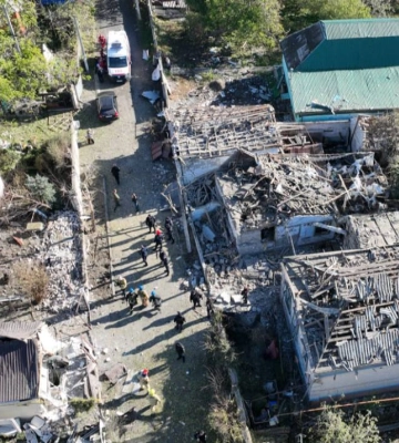 Окупанти завдали ракетного удару по околицях Дніпра: є загиблі та поранені (ФОТО)
