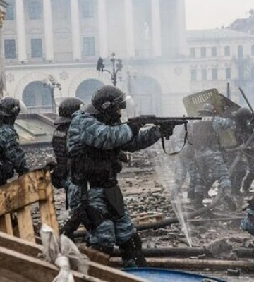 Суд оголошує вирок п’ятьом колишнім &quot;беркутівцям&quot; за розстріл Майдану
