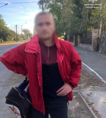 На Одещині чоловік намагався обікрасти автомобіль
