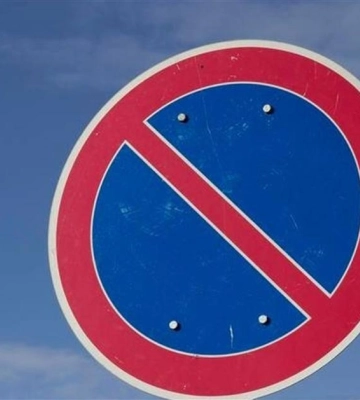 У Полтаві планують заборонити стоянку автівок біля військового госпіталю