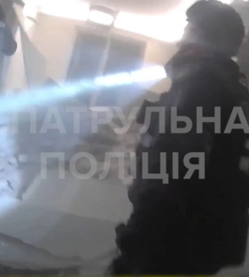 Ракетный удар по Запорожью: Нацполиция показала как эвакуировали жителей в первые минуты после трагедии