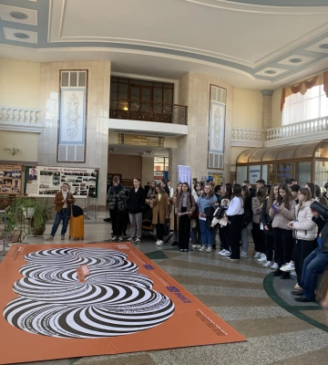 День протидії торгівлі людьми: в Ужгороді провели акцію «Придивись»
