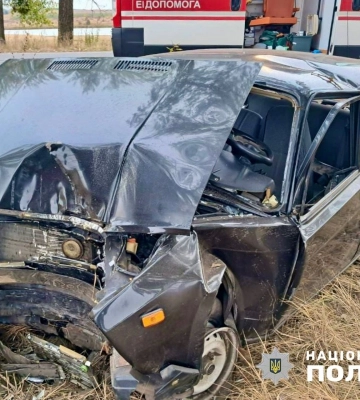 На Житомирщині внаслідок ДТП розбився легковик, водій загинув на місці (ФОТО)