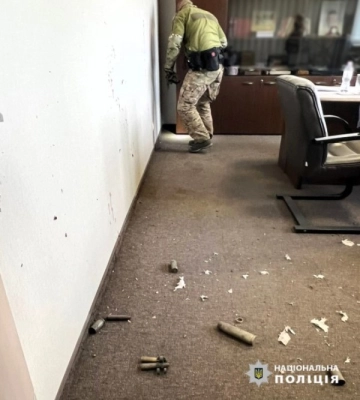 В Одесі в офісі торговельної мережі стався вибух: травмовано двоє людей