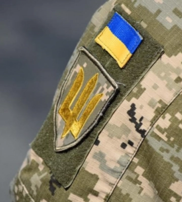 На Одещині на березі моря виявили тіло військового