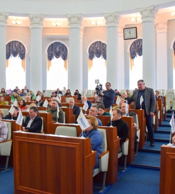 Депутатів обласної ради закликали відсторонити від роботи шести депутатів “опзж”