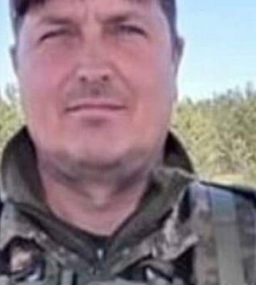 У Героя залишилися син, донька, онука, батьки та сестра: в Луганській області загинув захисник з Дніпропетровщини Сергій Василенко У Героя залишилися син, донька, онука, батьки та сестра: в Луганській області загинув захисник з Дніпропетровщини Сергій Василенко