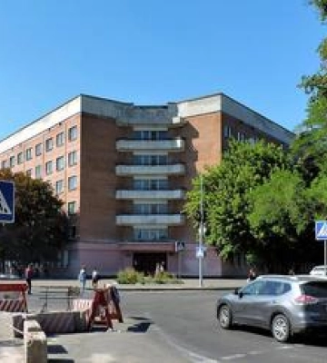 У Полтаві частково заборонили паркування на трьох вулицях