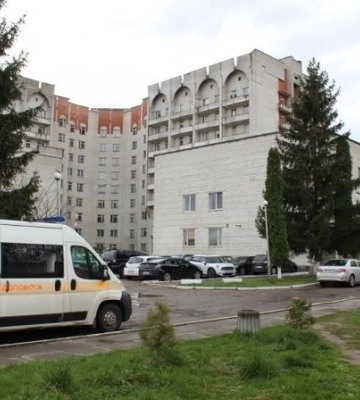 Біля госпіталю у Винниках облаштують тротуар з елементами доступності