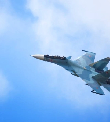 У Дніпрі вибухи, ракетна небезпека зберігається