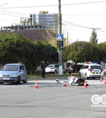 У ДТП у середмісті Кропивницького травмувався мотоцикліст 
