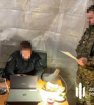 На Буковині очільник військової частини відправив підлеглих ремонтувати свій будинок