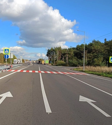 На дорозі Київ — Ковель — Ягодин ремонтують вибоїни і міняють старі дорожні знаки