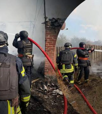 В Волчанске российские снаряды ранили двух людей и спровоцировали пожар 