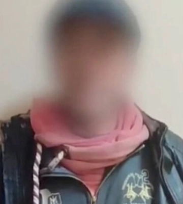 На Київщині чоловік на вокзалі ледь не зарізав пасажира. Відео