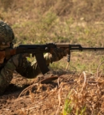 Ворог поновив наступальні дії та не полишає спроб оточити Авдіївку: ситуація на фронті