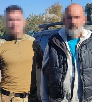 Заставлял подчиненных рыть траншеи для РФ. СБУ поймала газовщика с Купянщины