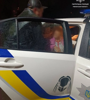 У Рівному загубилася 82-річна пенсіонерка. Була в холод надворі в самому халаті