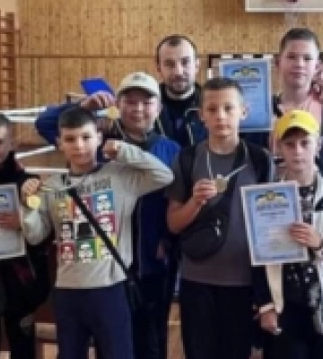 Юні боксери з Нововолинської громади привезли нагороди з обласного турніру