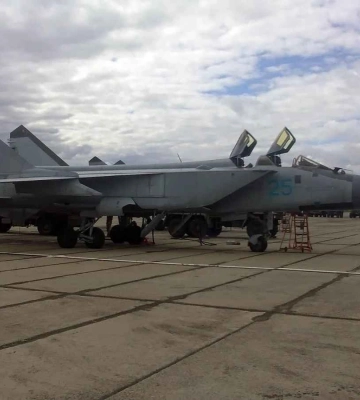 Россия сильно рискует с передислокацией МиГ-31 в Крым, - военный эксперт