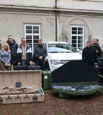 Допомога ЗСУ: Львів передав військовим дрони та автомобіль, - ВІДЕО