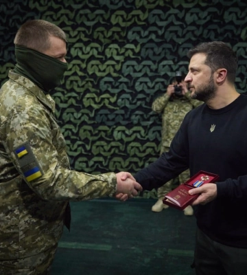 Зеленський провів нараду з військовими у Херсоні