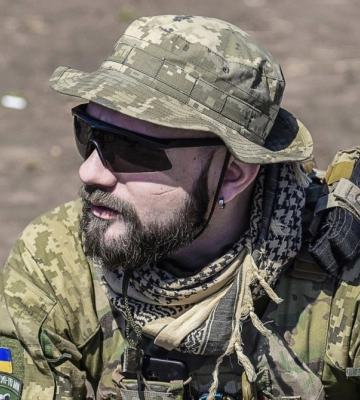 Розкрито ім'я військовослужбовця, на якого напали у Києві: відомий морпіх і прес-офіцер