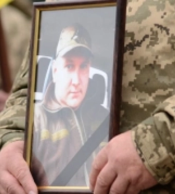 У Великих Межирічах в останню дорогу провели загиблого воїна