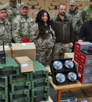 Більше допомагати ЗСУ, але продовжити ремонт доріг. Мешканці Дніпра висловили думку, як витрачати бюджетні кошти
