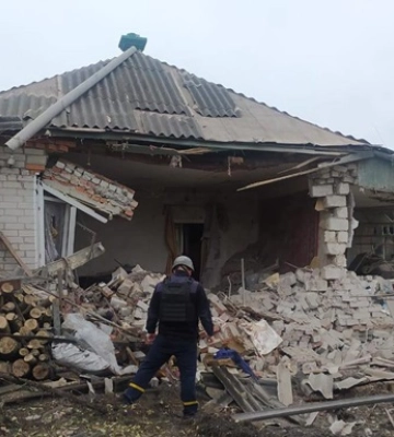 РФ скинула бомби на два села в Харківській області