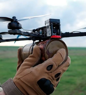 В Херсонській області FPV-дрон знищив човен з російськими окупантами