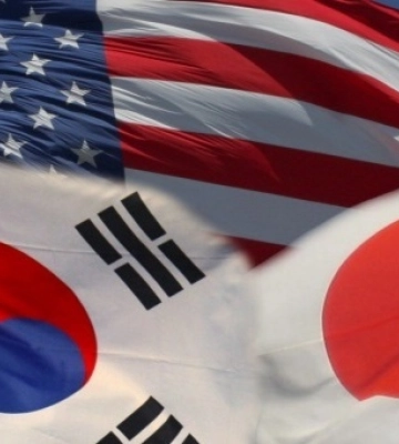 США, Япония и Южная Корея создали &quot;горячую линию&quot; безопасности для реагирования на угрозы КНДР