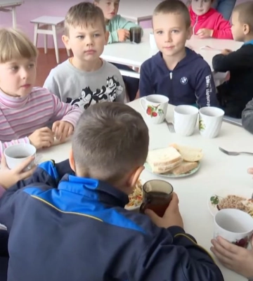 Старі печі – нові стандарти: як у сільській школі на Волині готують для учнів