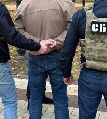 Вимагав $8 тис. за невжиття штрафних санкцій: СБУ затримала чиновника Антимонопольного комітету. ФОТОрепортаж